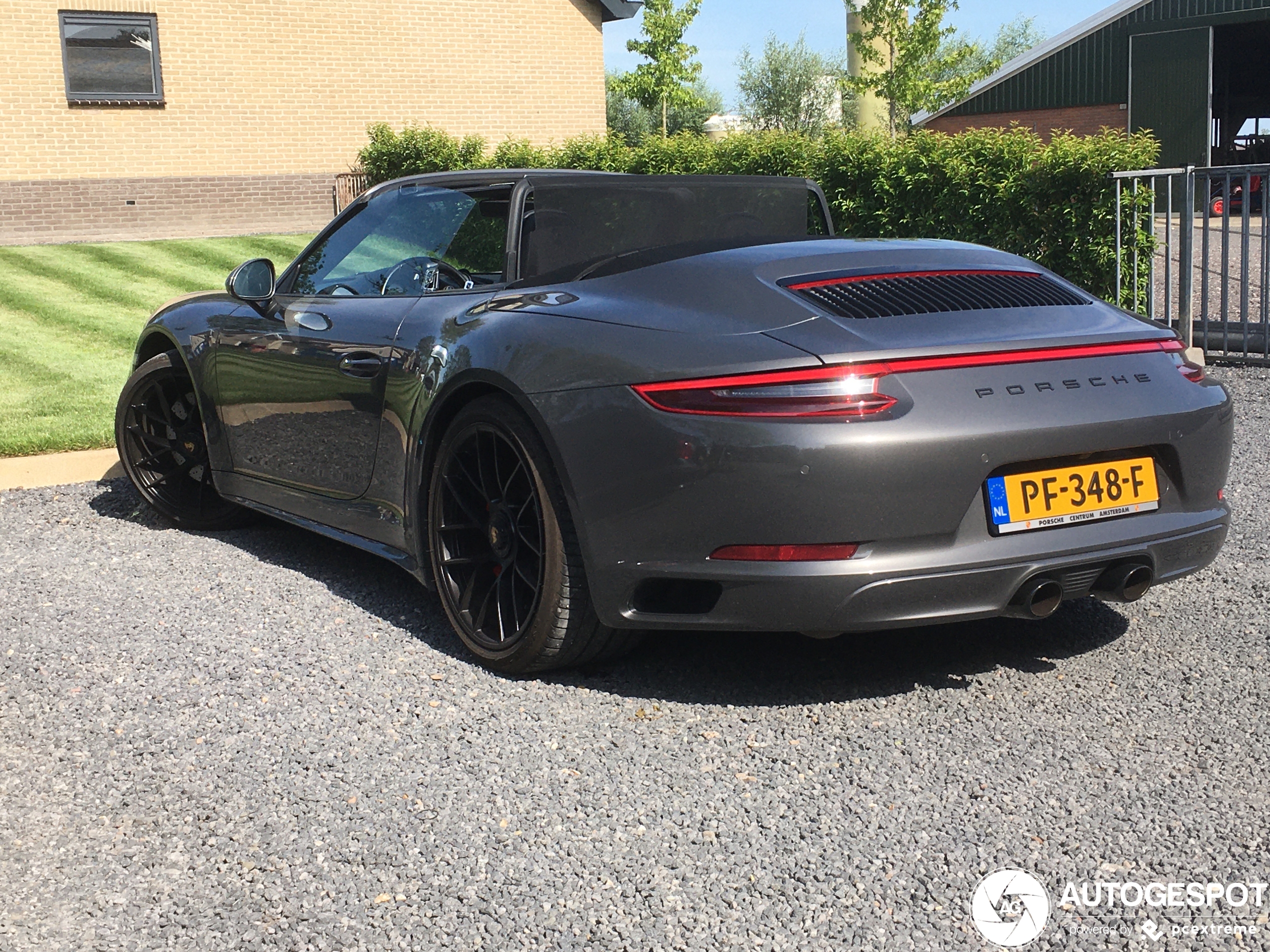 Porsche 991 Carrera 4 GTS Cabriolet MkII