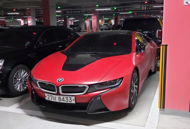 BMW i8