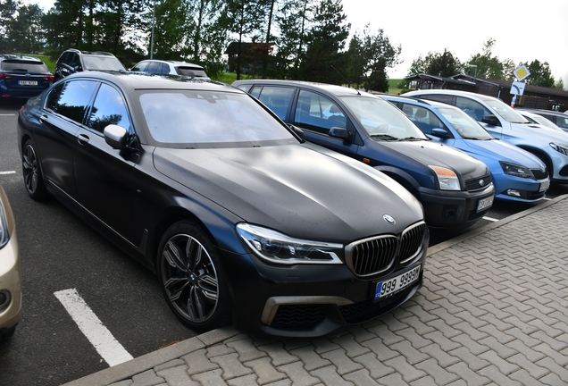 BMW M760Li xDrive