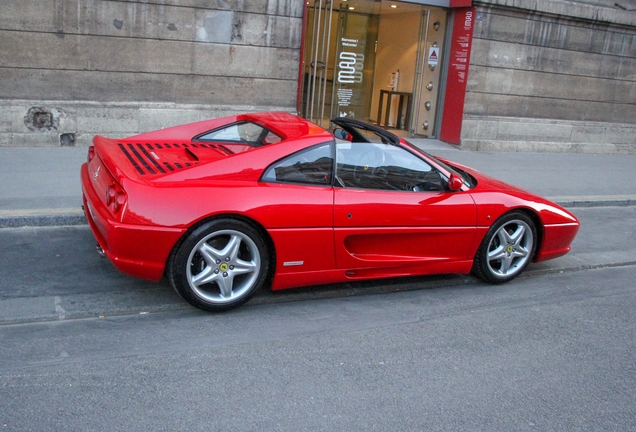 Ferrari F355 GTS