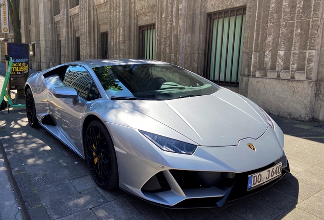 Lamborghini Huracán LP640-4 EVO