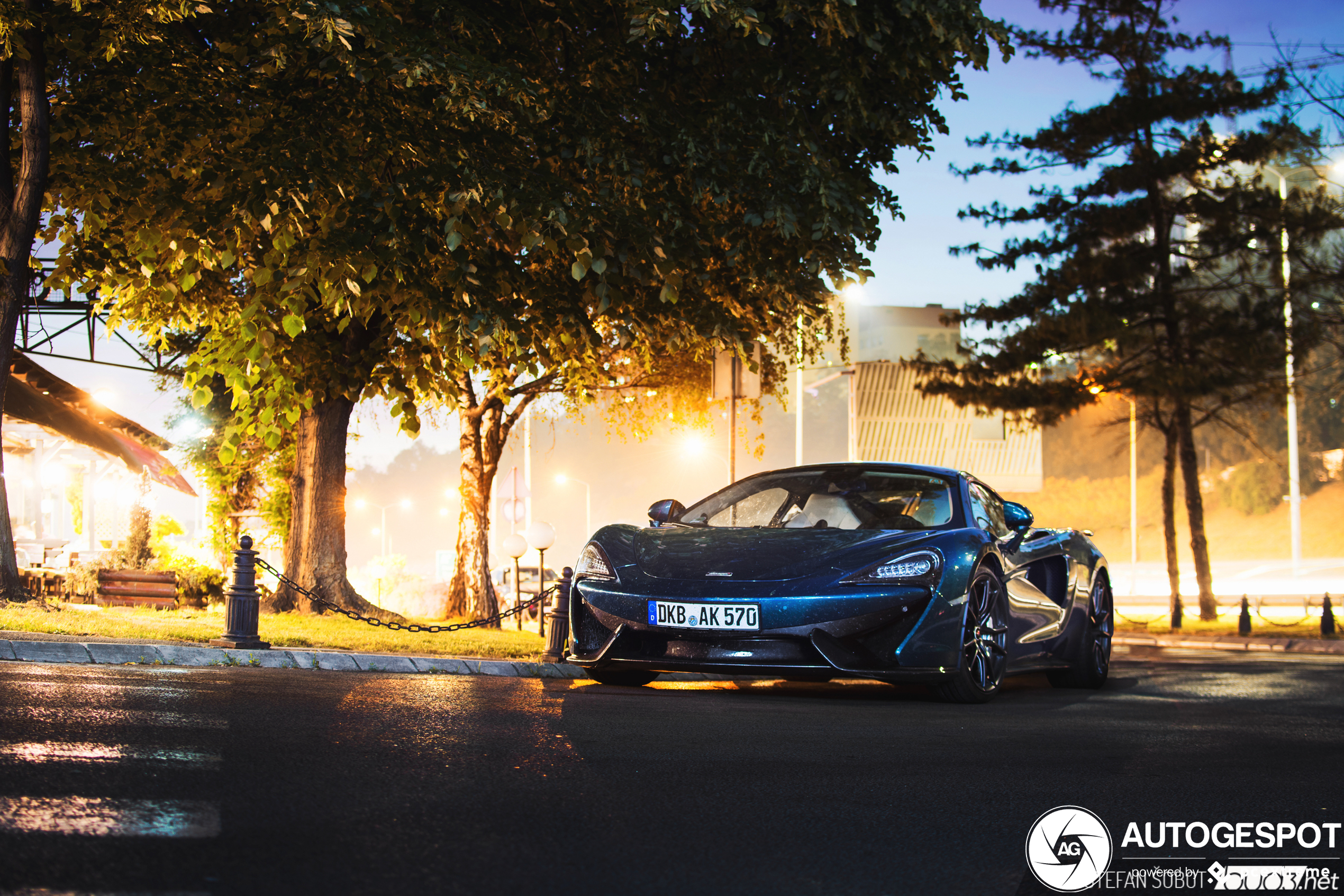 McLaren 570GT