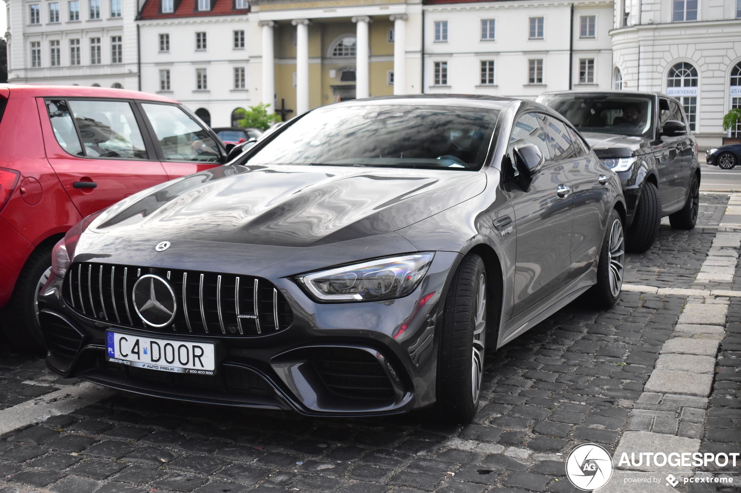 Mercedes-AMG GT 63 S X290