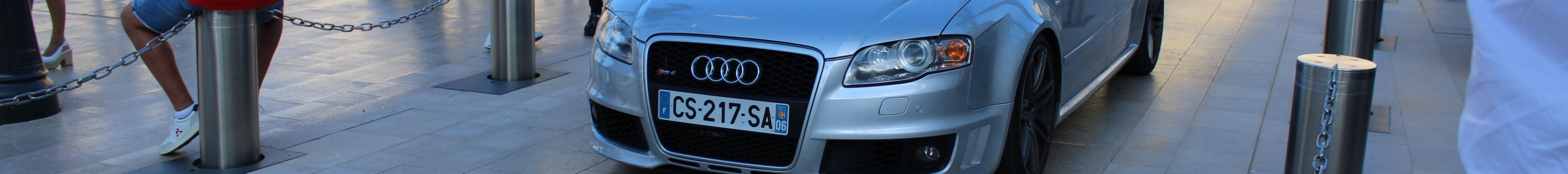 Audi RS4 Avant B7