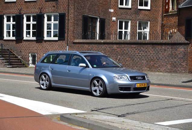 Audi RS6 Avant C5