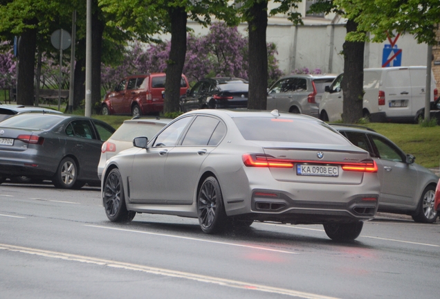 BMW M760Li xDrive 2019