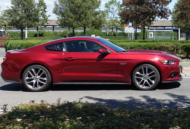 Ford Mustang GT 2015