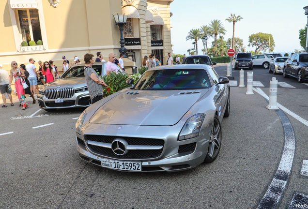 Mercedes-Benz SLS AMG