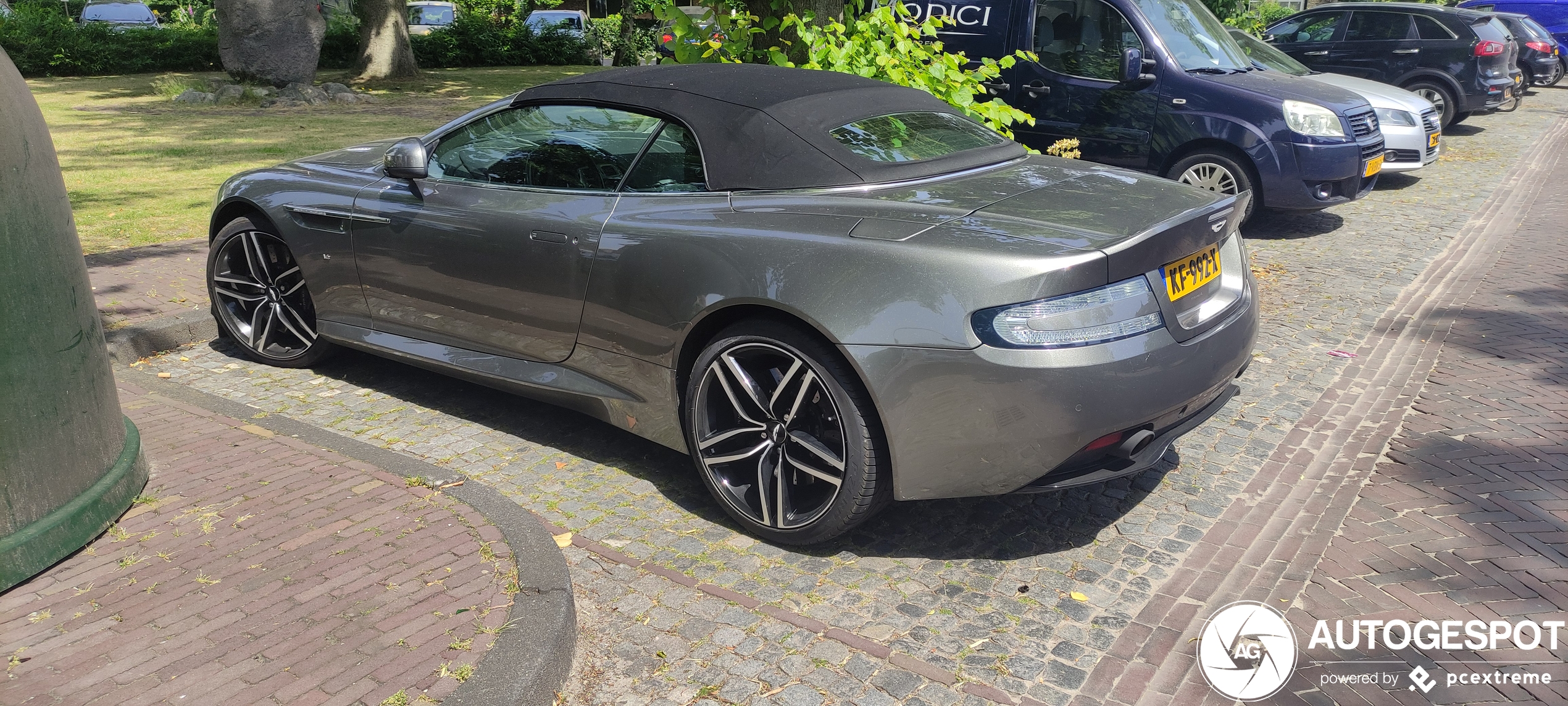 Aston Martin DB9 GT Volante 2016