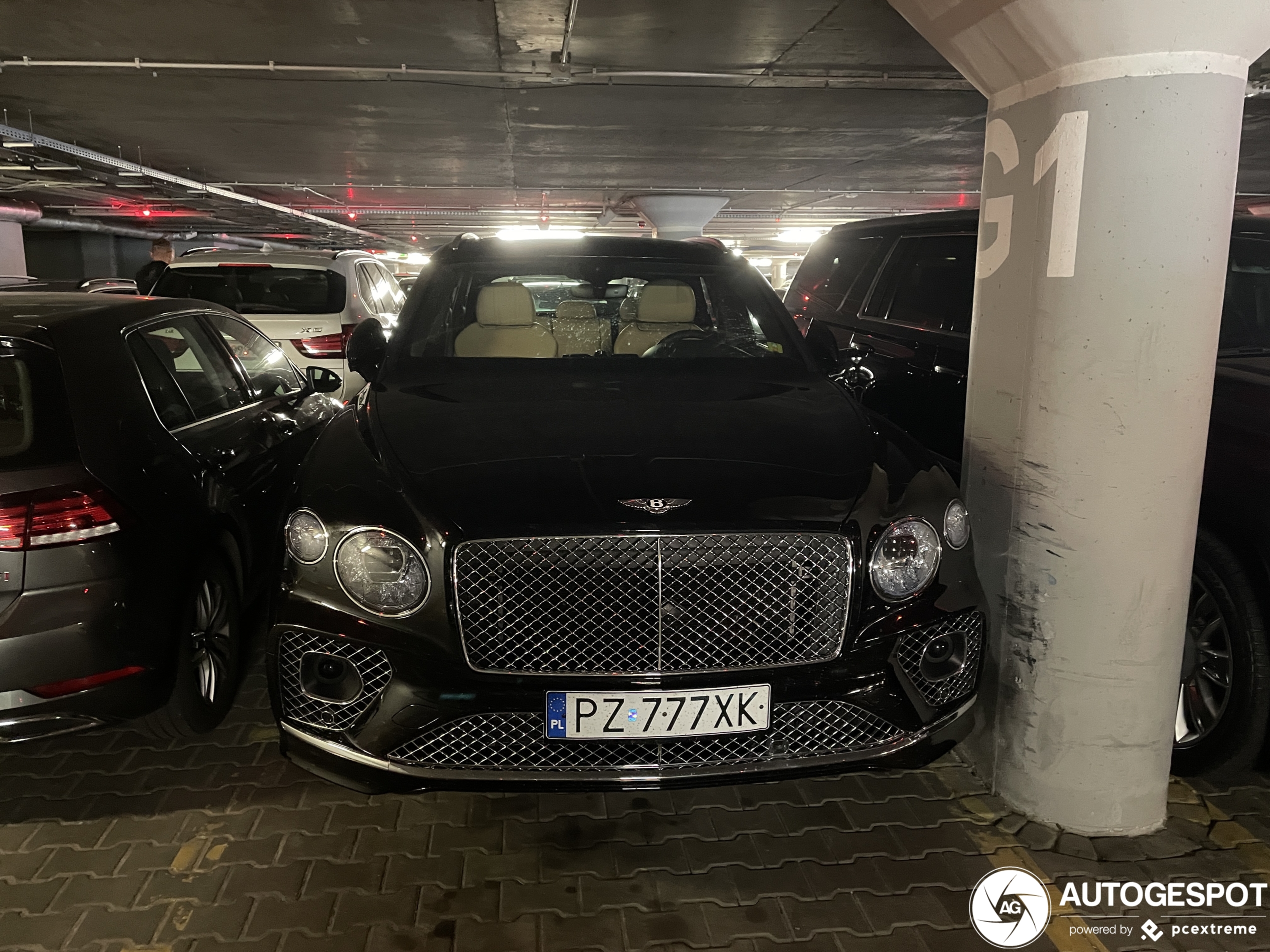 Bentley Bentayga V8 2021