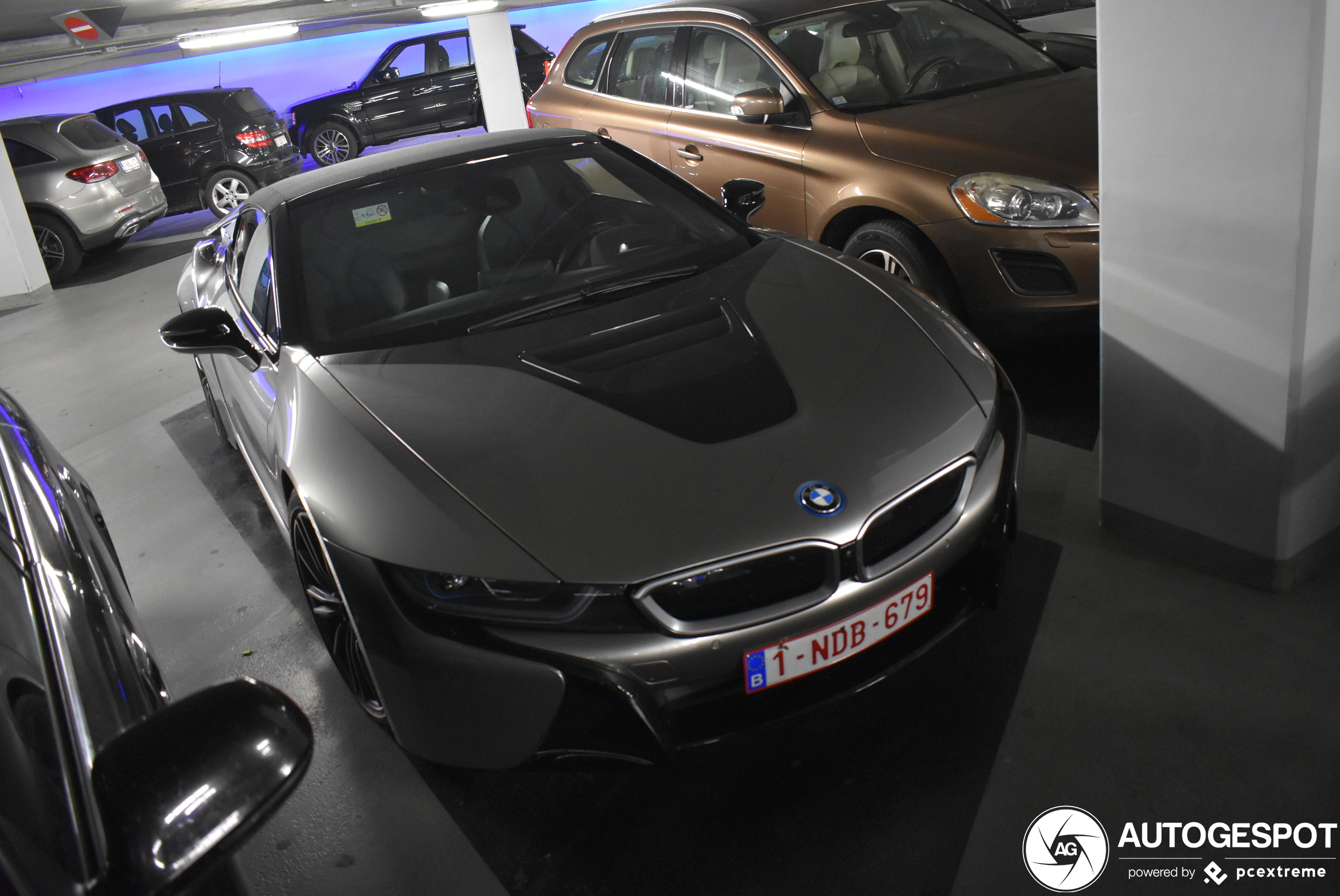 BMW i8 Roadster