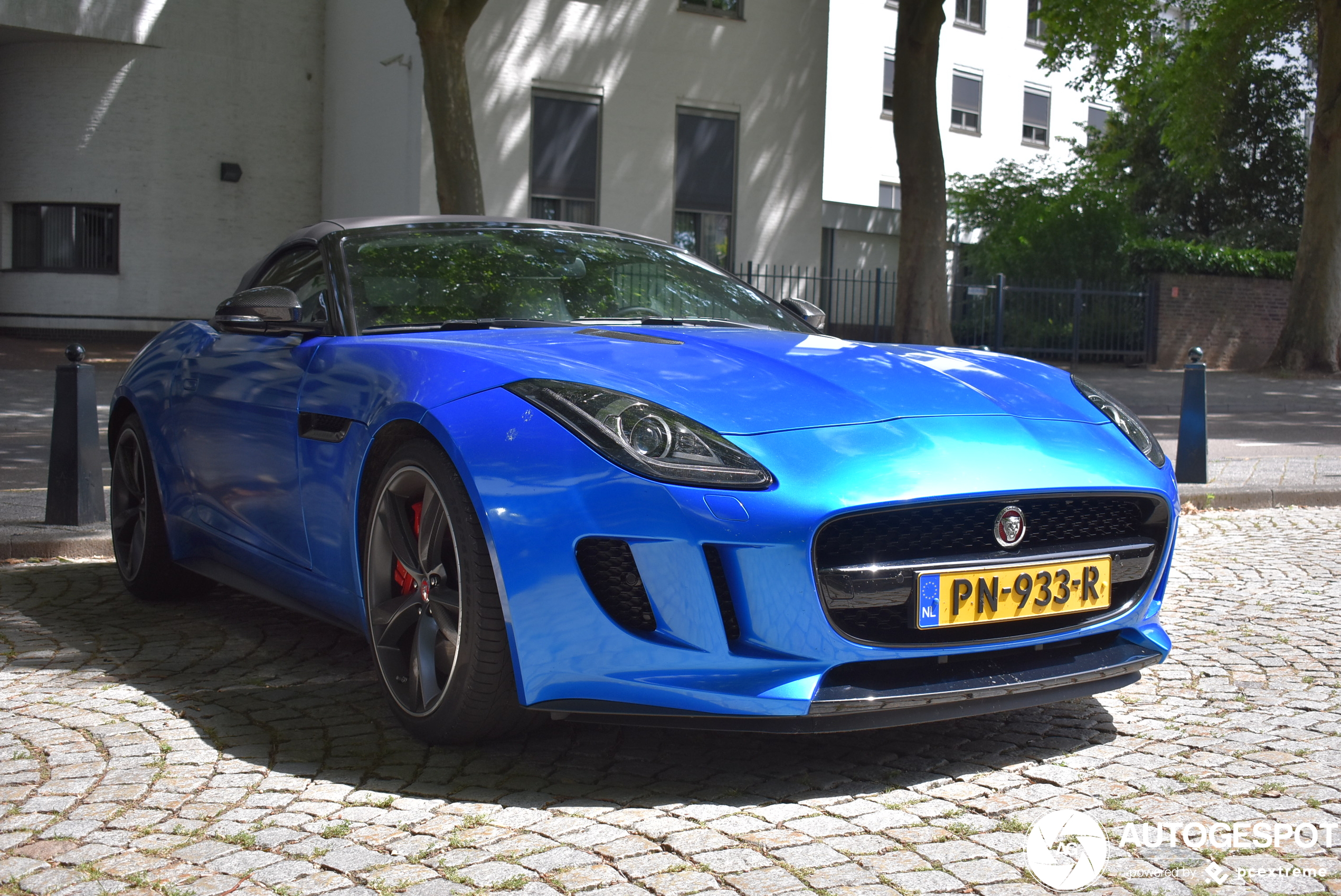 Jaguar F-TYPE S V8 Convertible