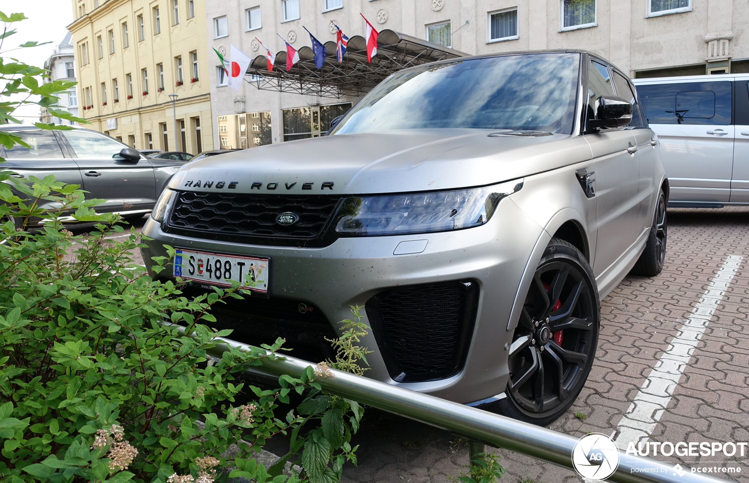 Land Rover Range Rover Sport SVR 2018