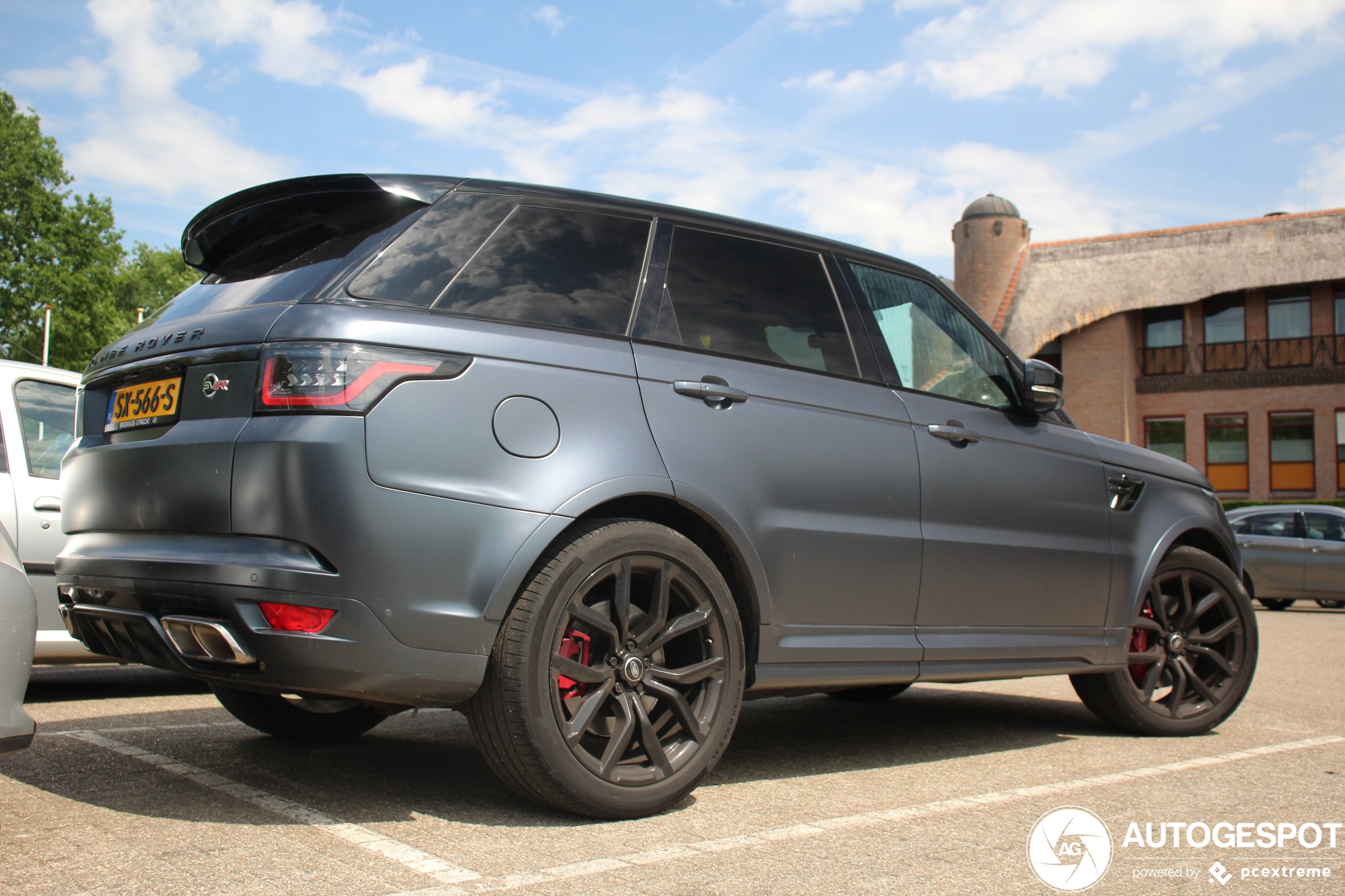 Land Rover Range Rover Sport SVR 2018