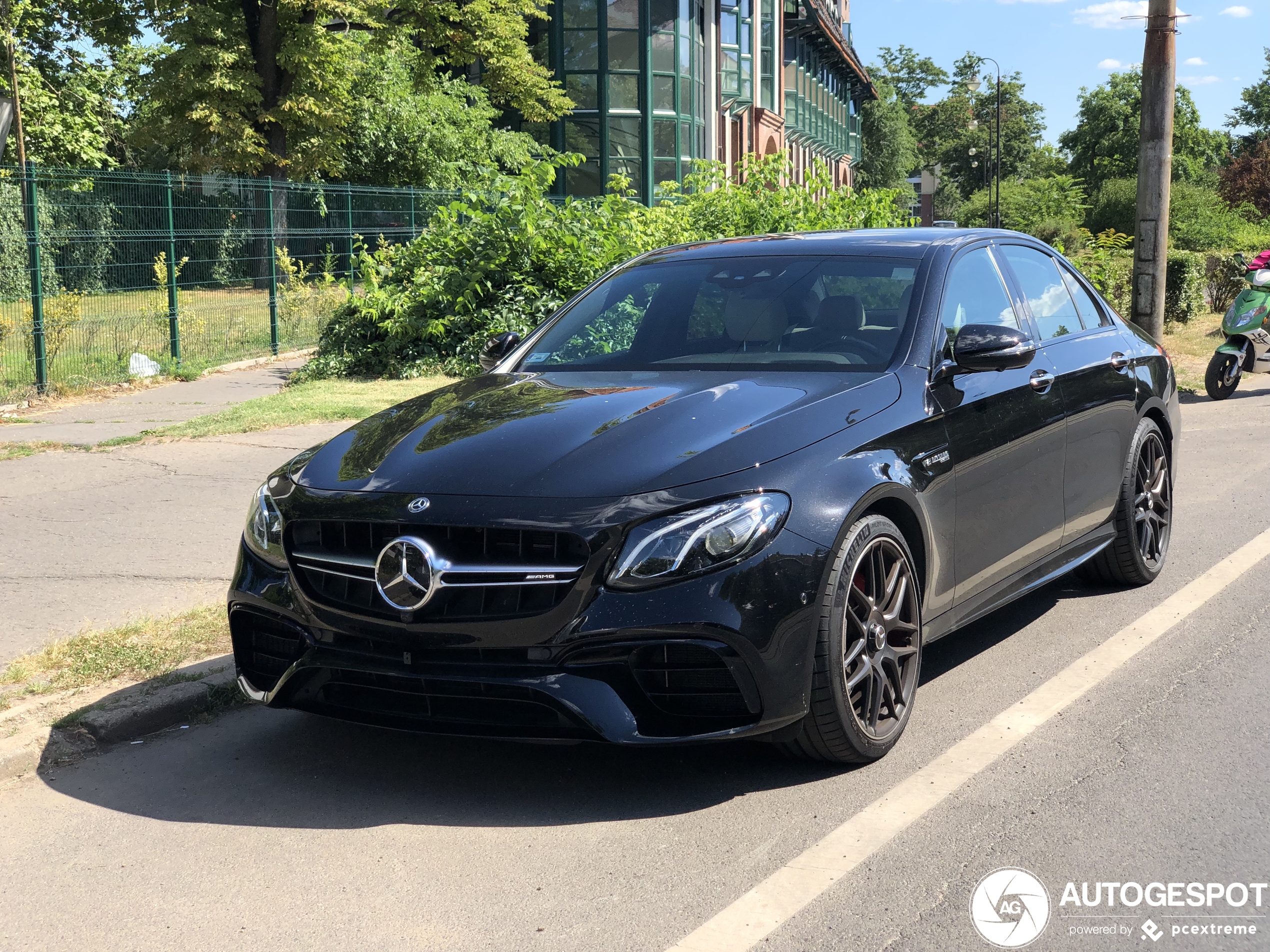 Mercedes-AMG E 63 S W213