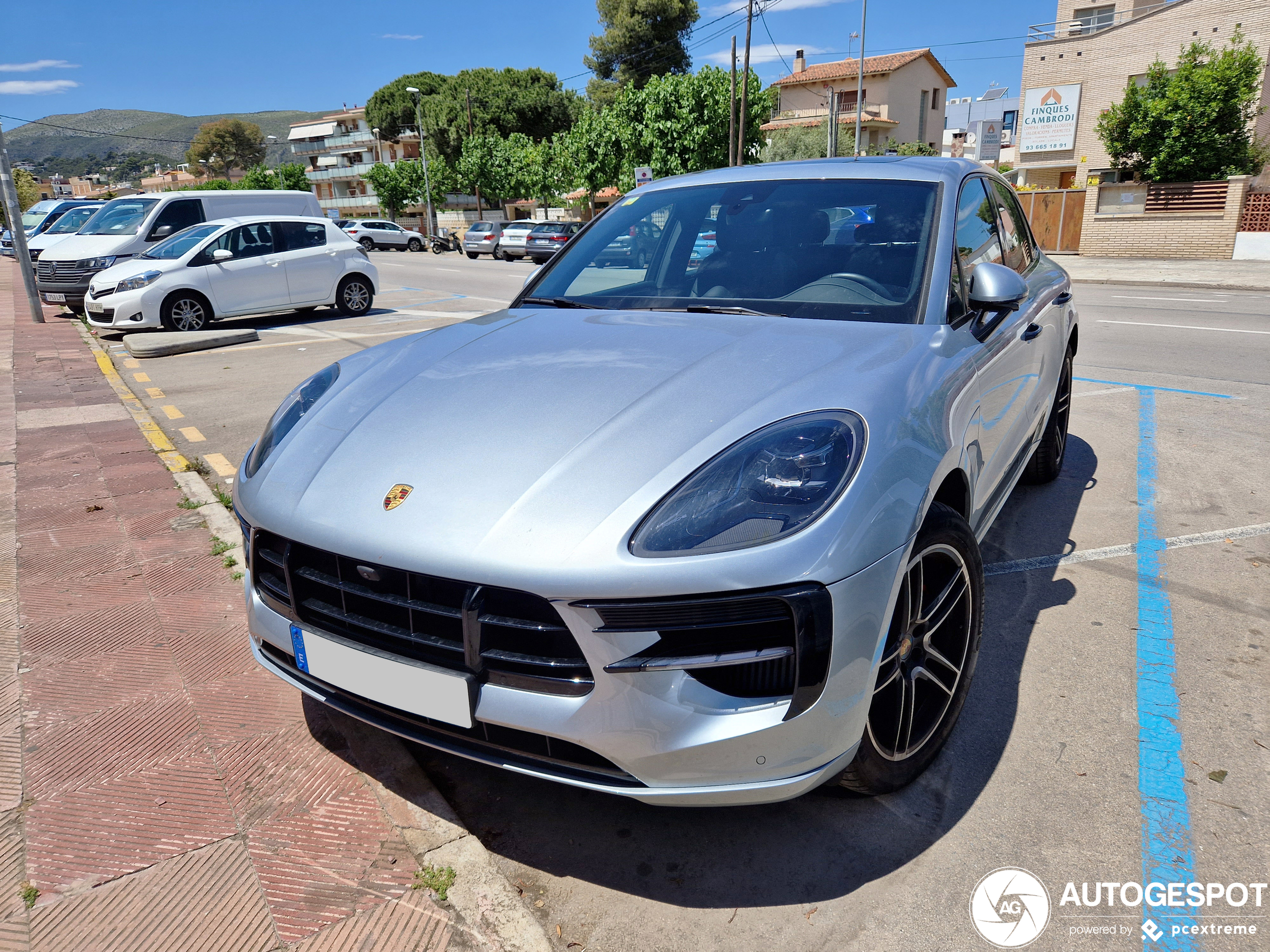 Porsche 95B Macan GTS MkII