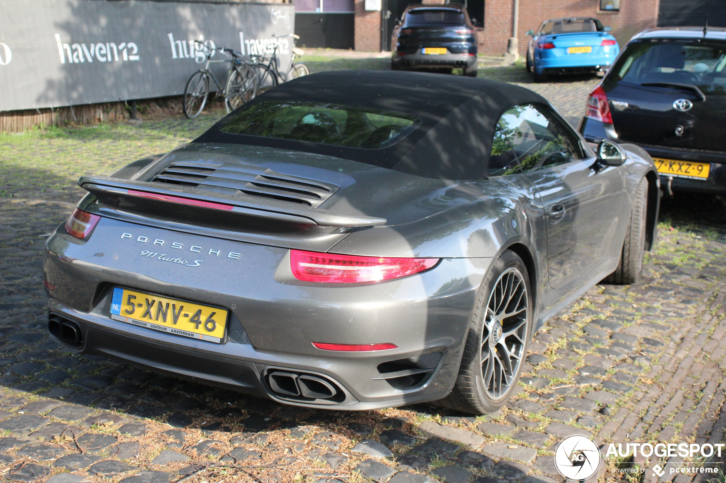 Porsche 991 Turbo S Cabriolet MkI