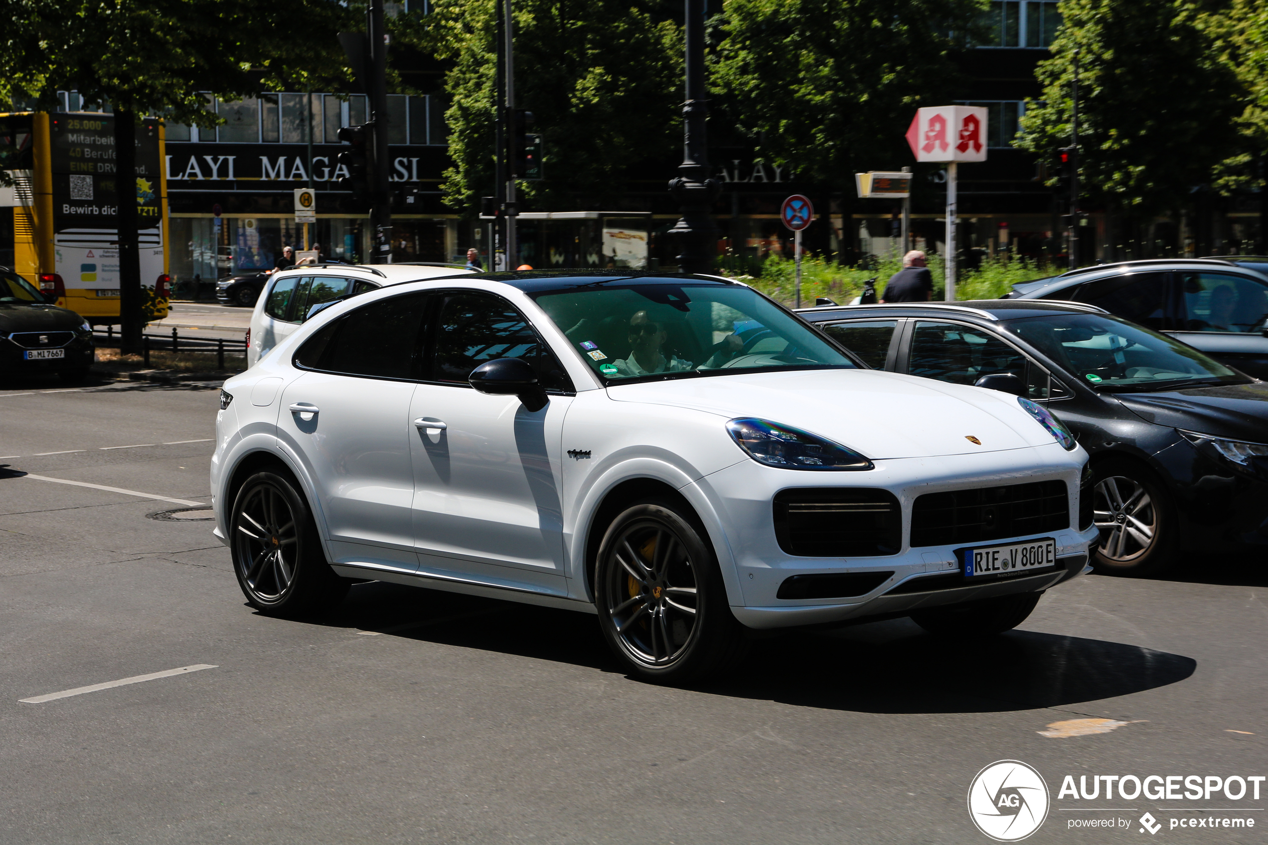 Porsche Cayenne Coupé Turbo S E-Hybrid