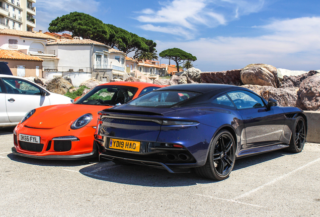 Aston Martin DBS Superleggera