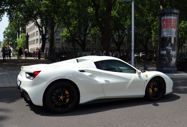 Ferrari 488 Spider