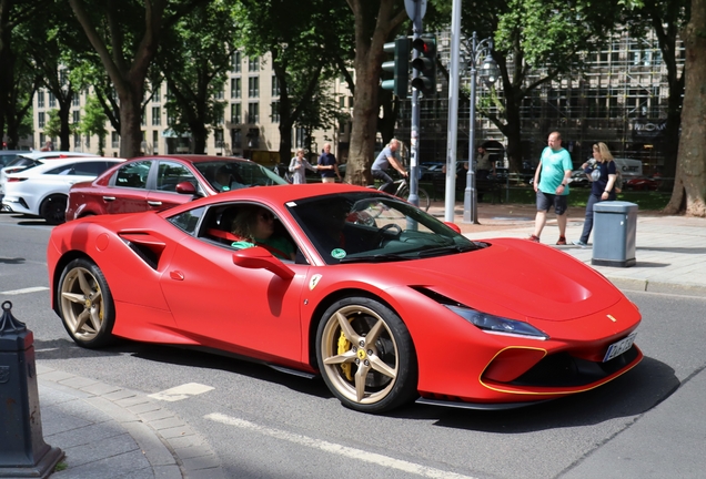 Ferrari F8 Tributo