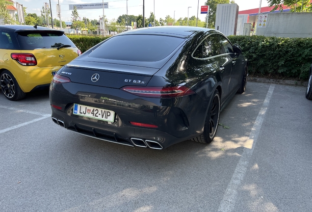 Mercedes-AMG GT 63 S X290