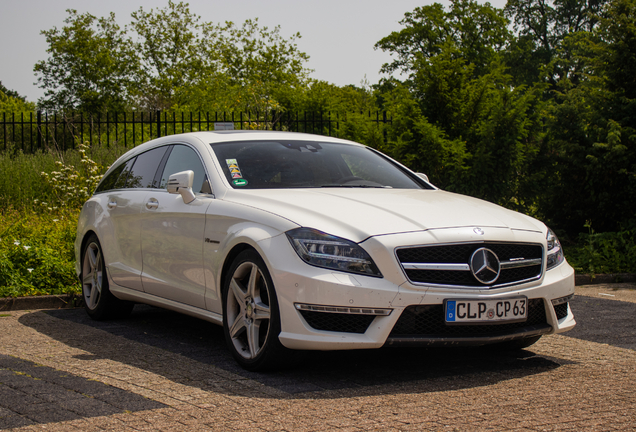 Mercedes-Benz CLS 63 AMG X218 Shooting Brake