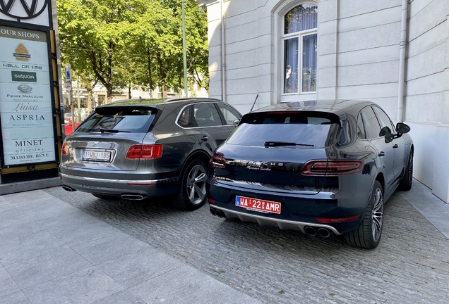 Porsche 95B Macan Turbo