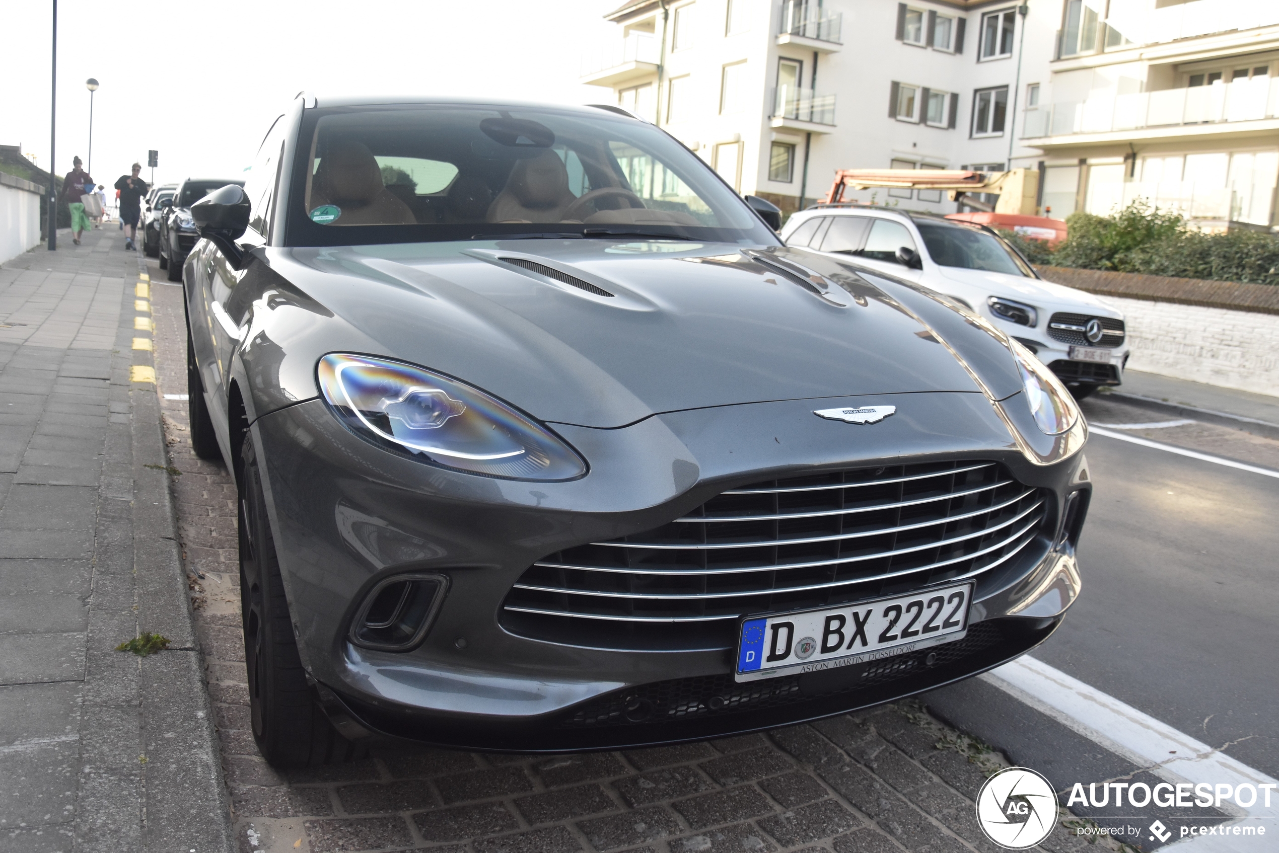 Aston Martin DBX