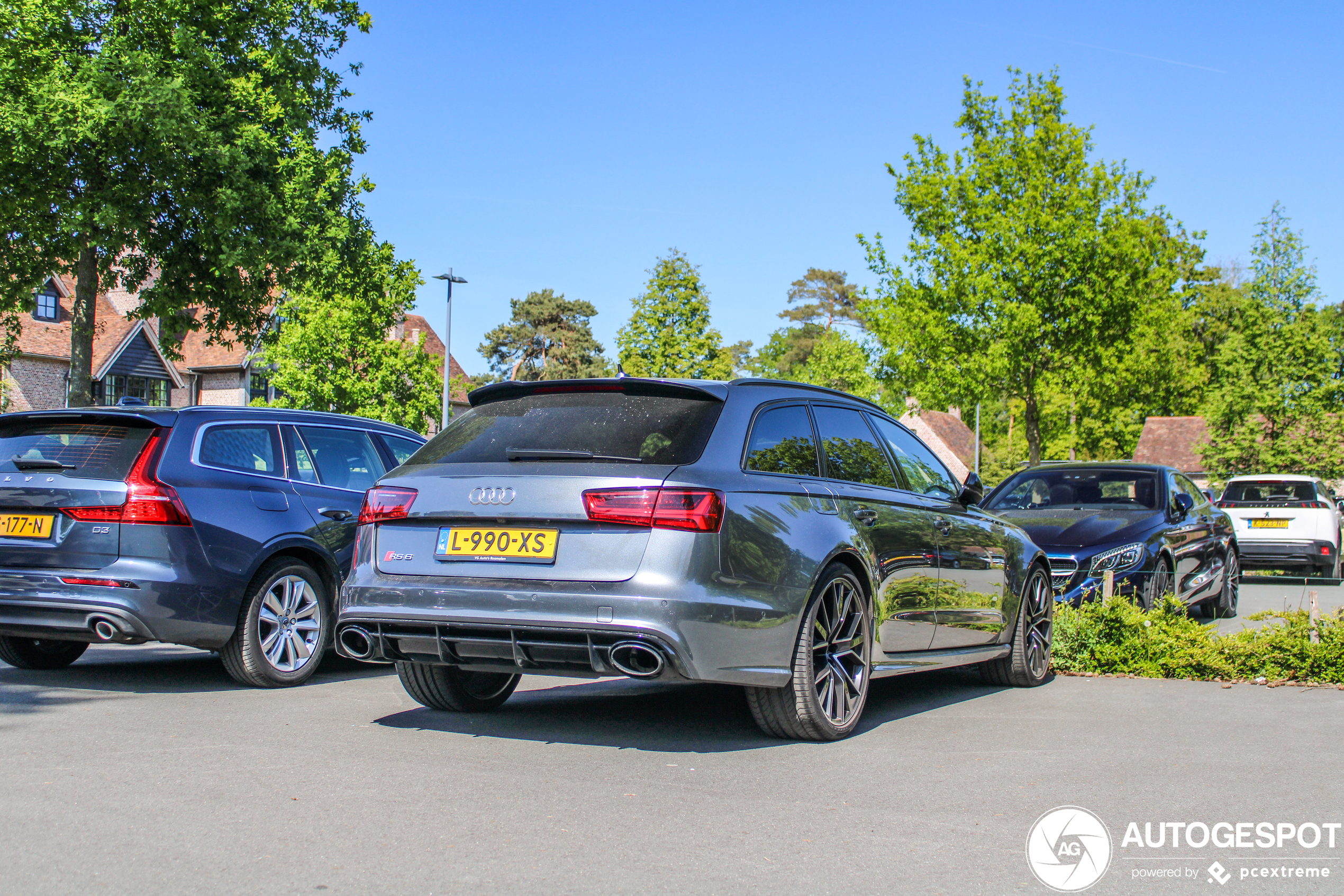 Audi RS6 Avant C7 2015