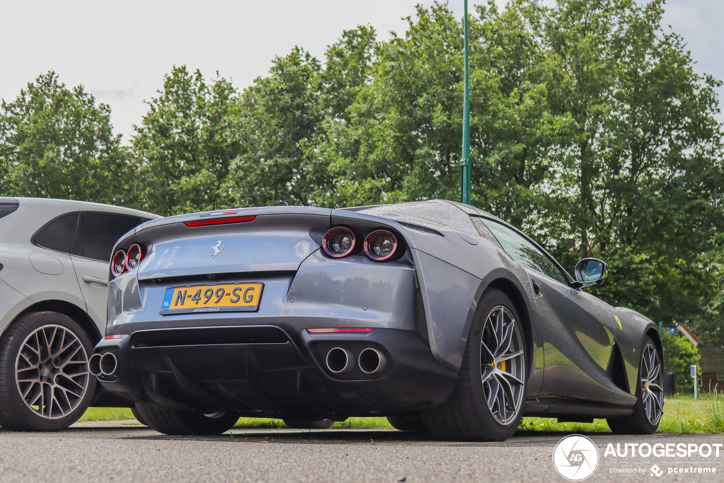 Ferrari 812 GTS