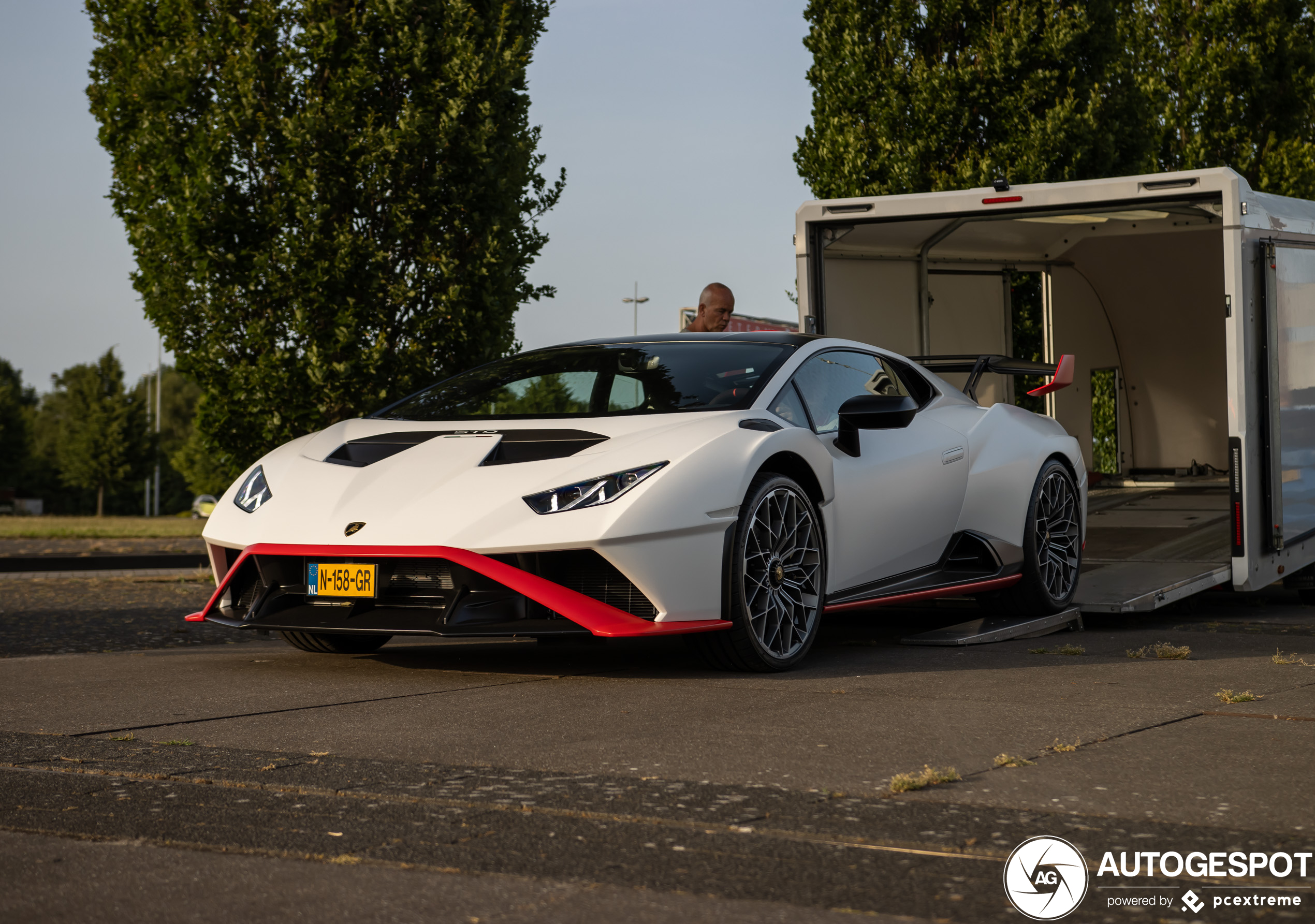 Lamborghini Huracán LP640-2 STO