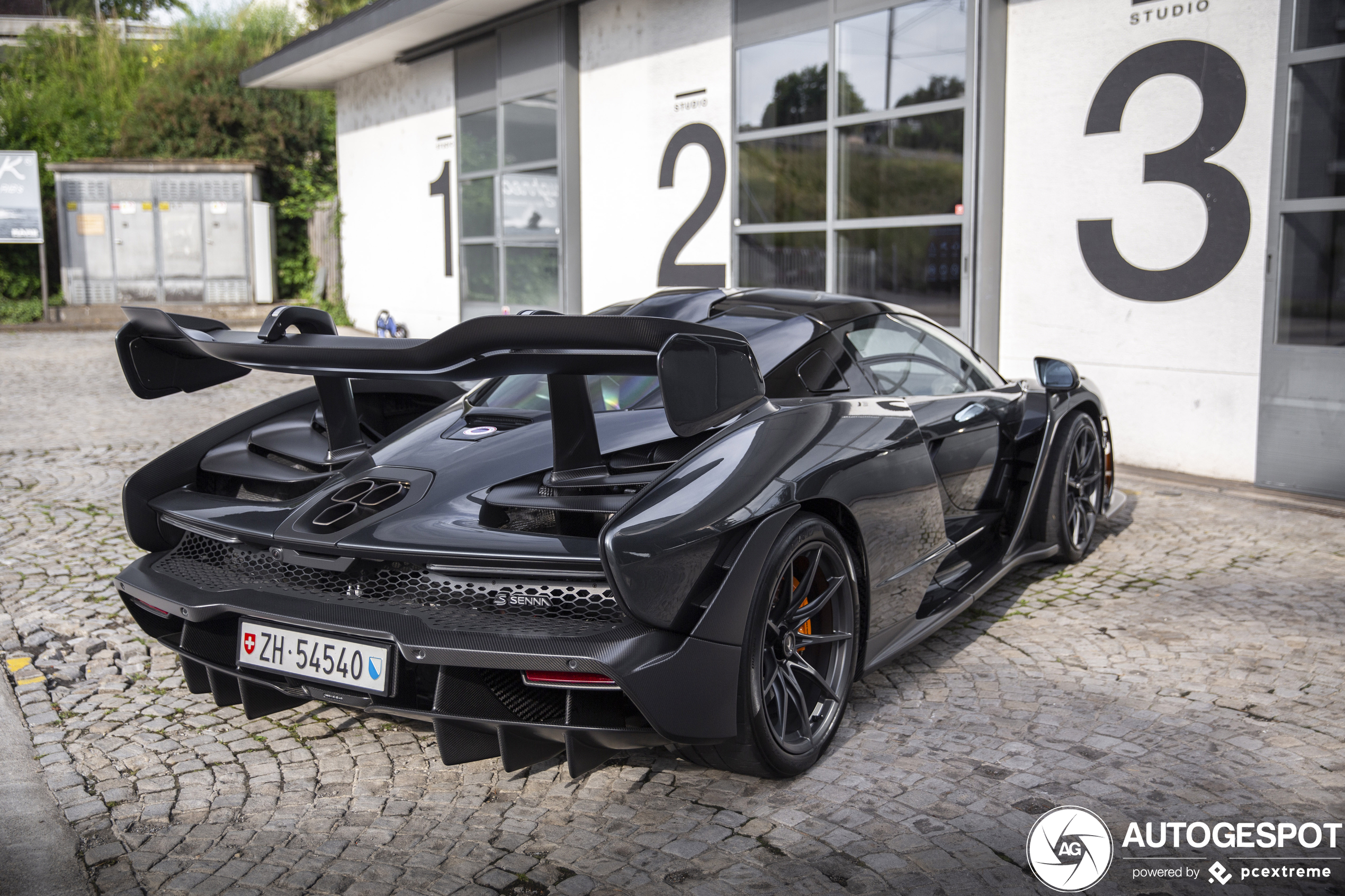 Deze McLaren's Senna werden nog niet eerder gespot