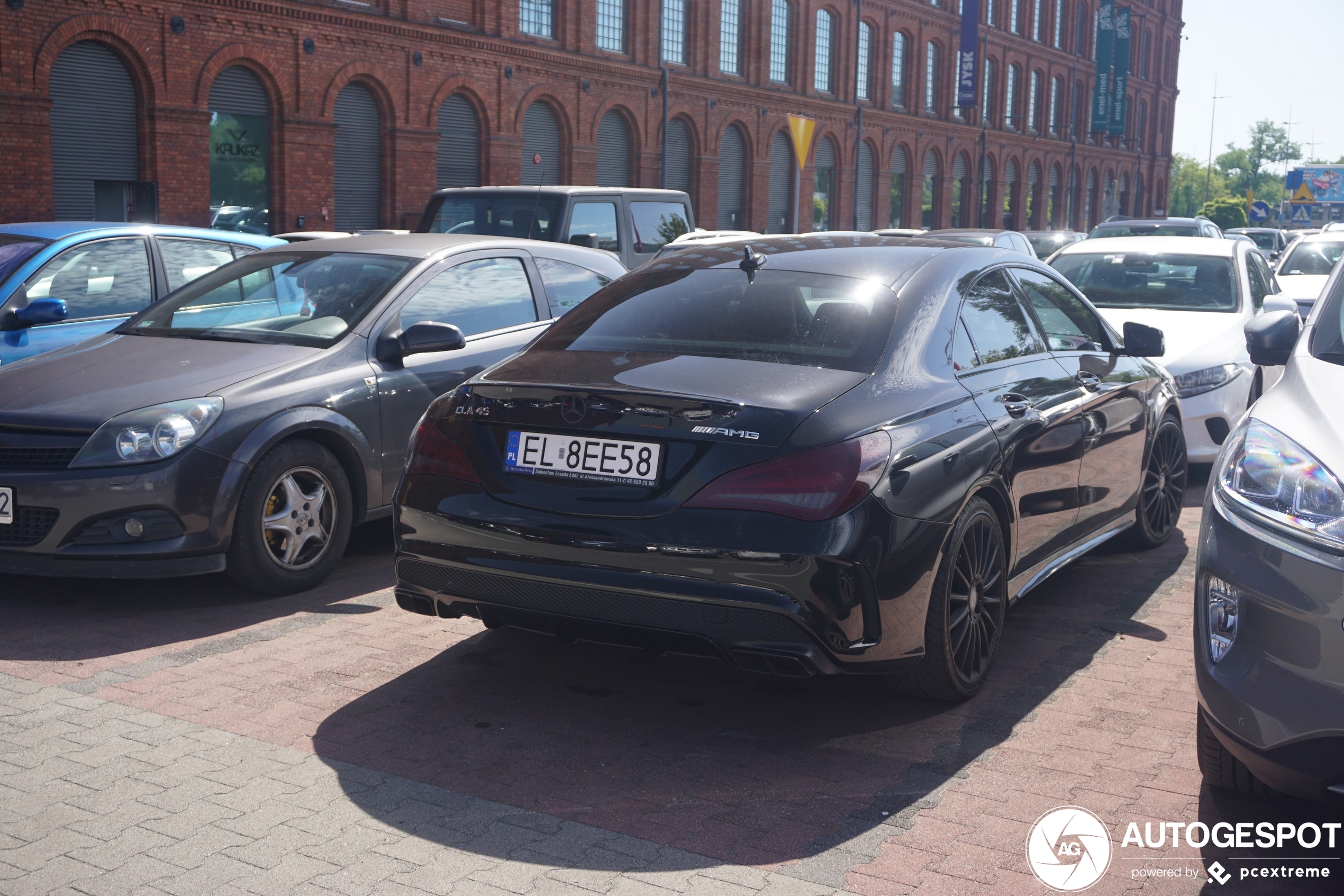 Mercedes-Benz CLA 45 AMG C117