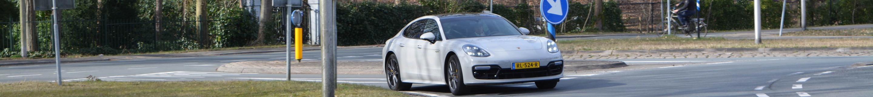 Porsche 971 Panamera Turbo S E-Hybrid