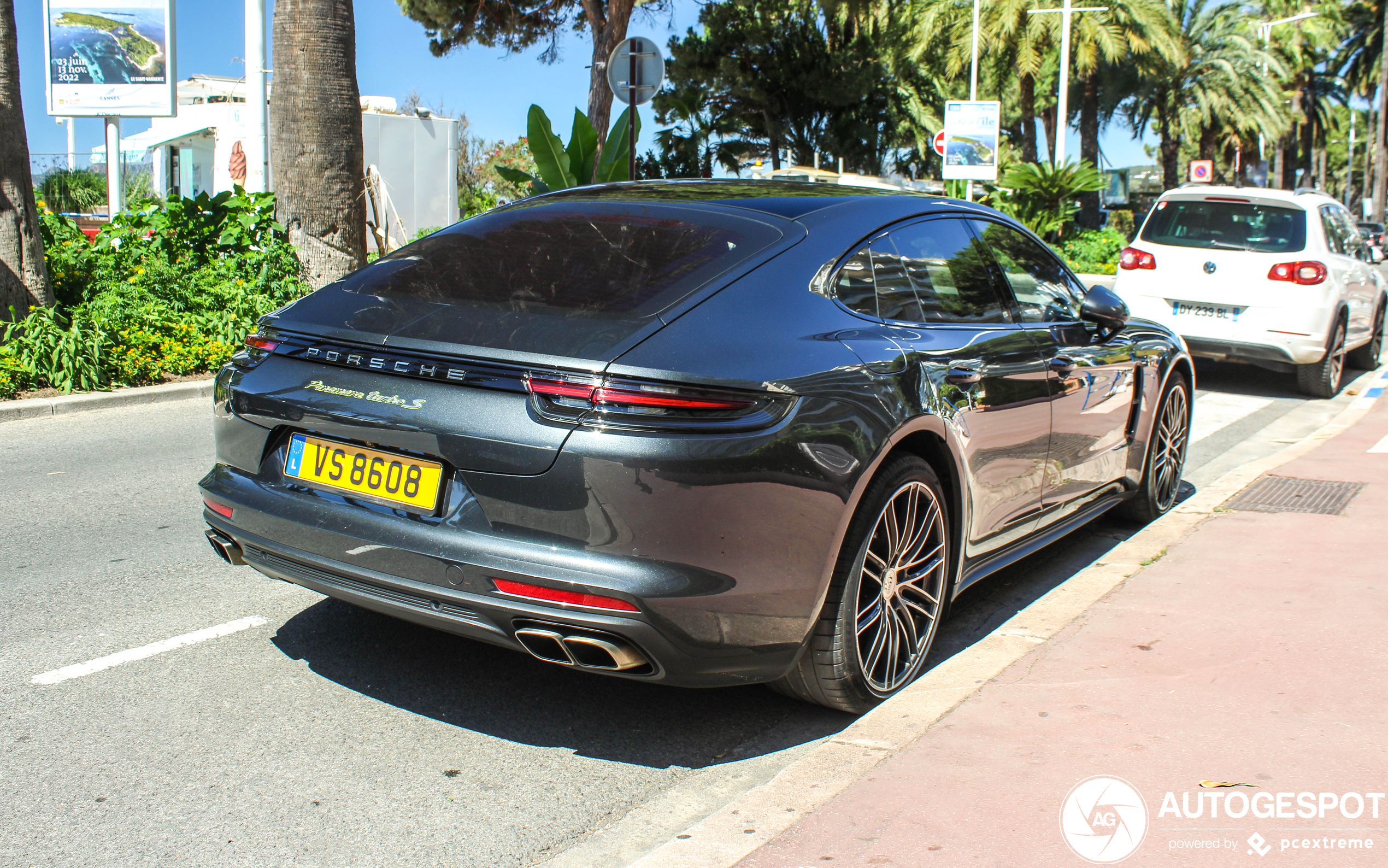 Porsche 971 Panamera Turbo S E-Hybrid