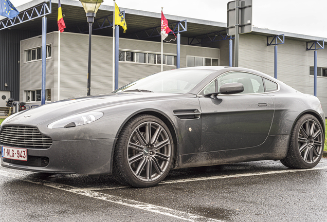 Aston Martin V8 Vantage