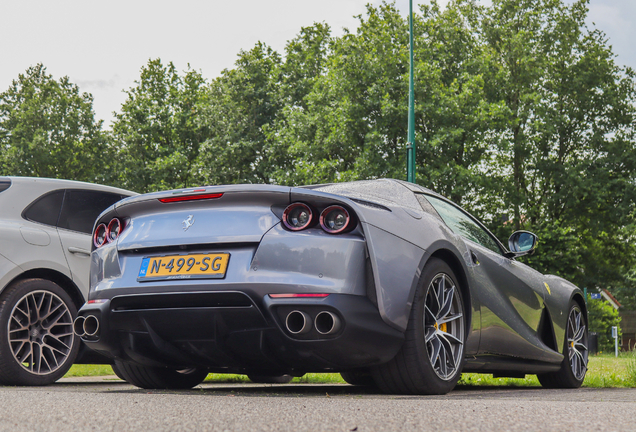 Ferrari 812 GTS