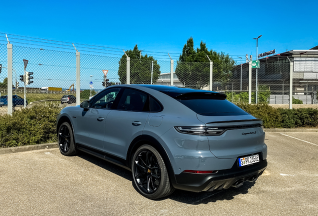 Porsche Cayenne Coupé Turbo S E-Hybrid