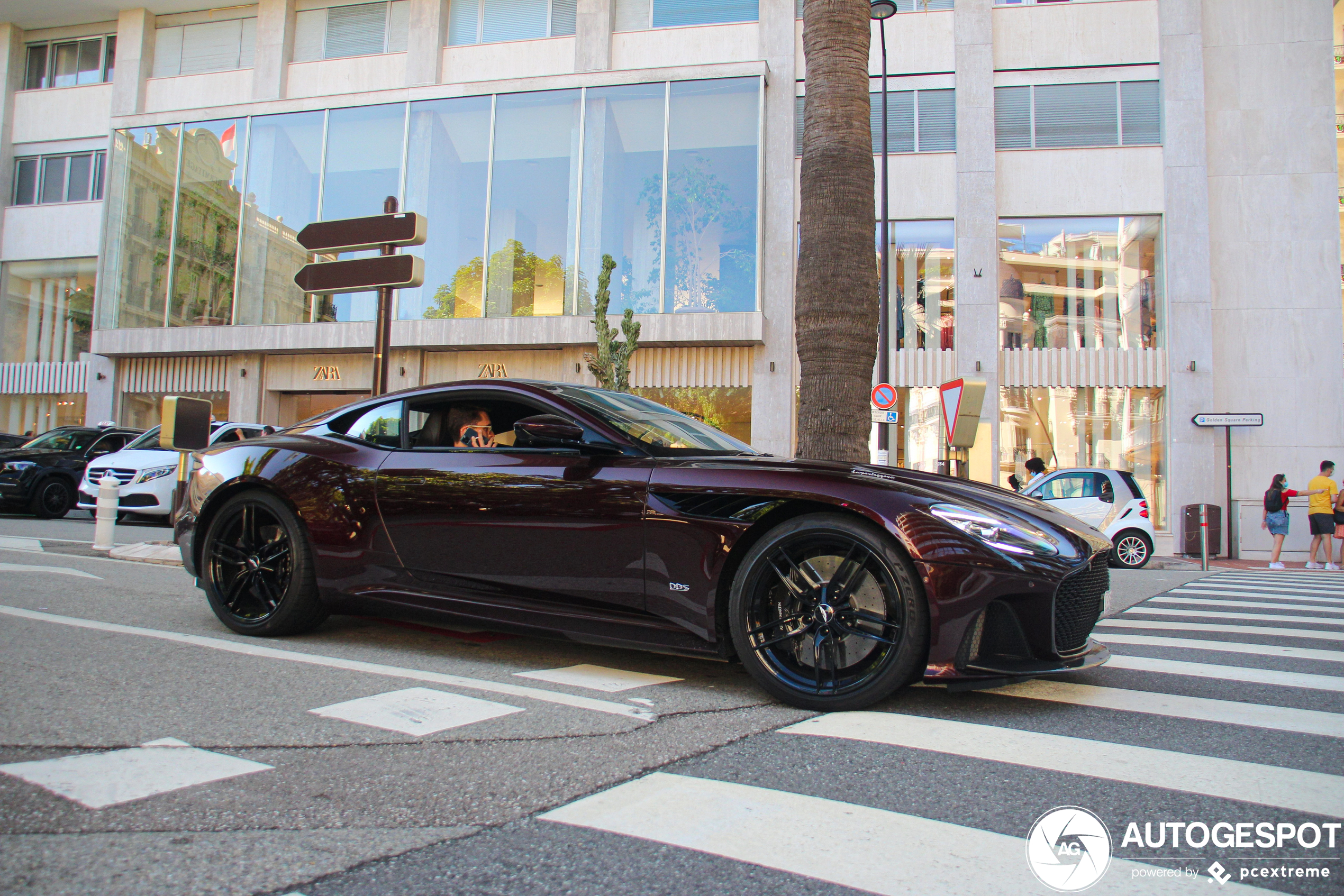 Aston Martin DBS Superleggera