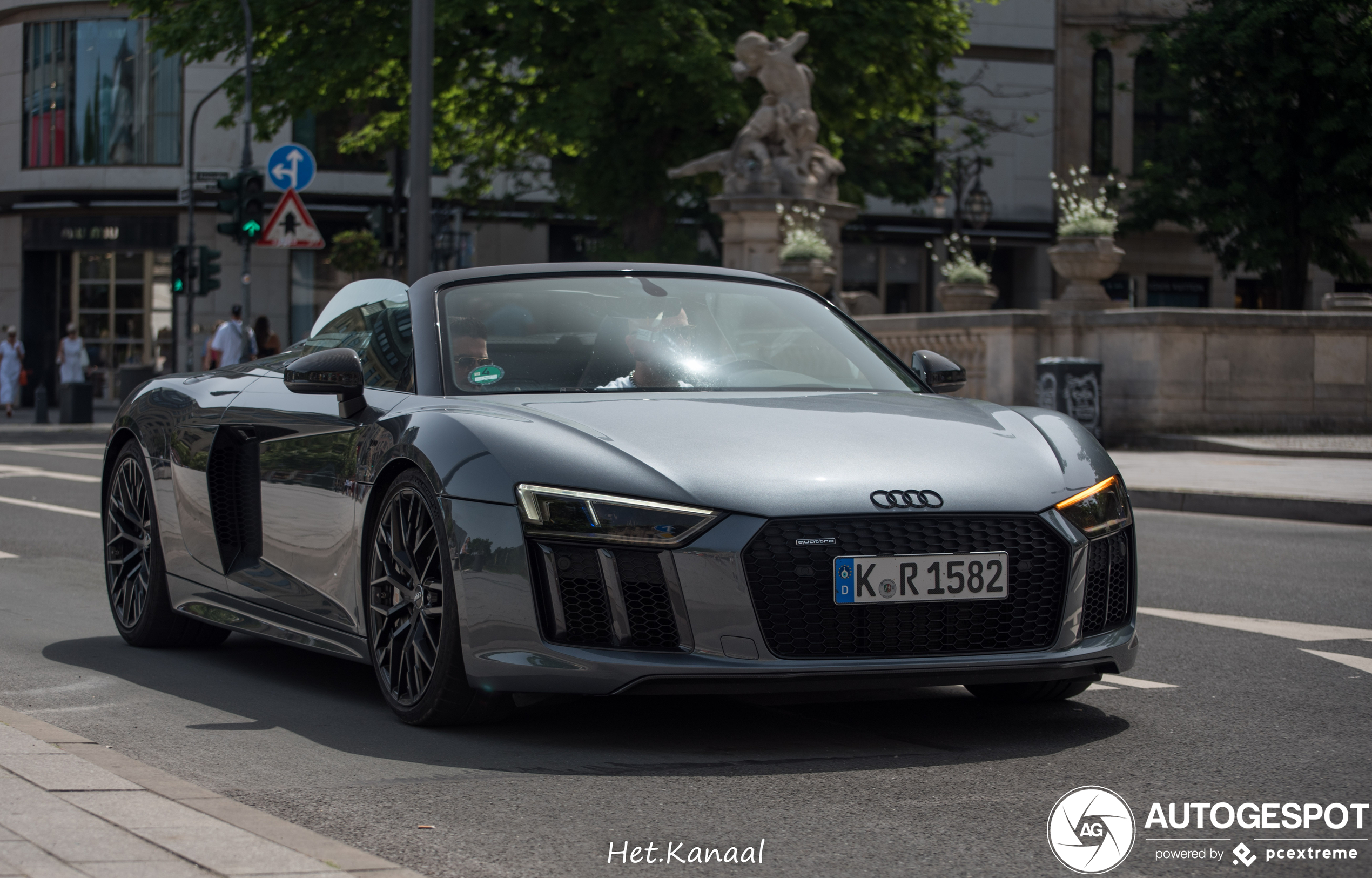 Audi R8 V10 Spyder 2016