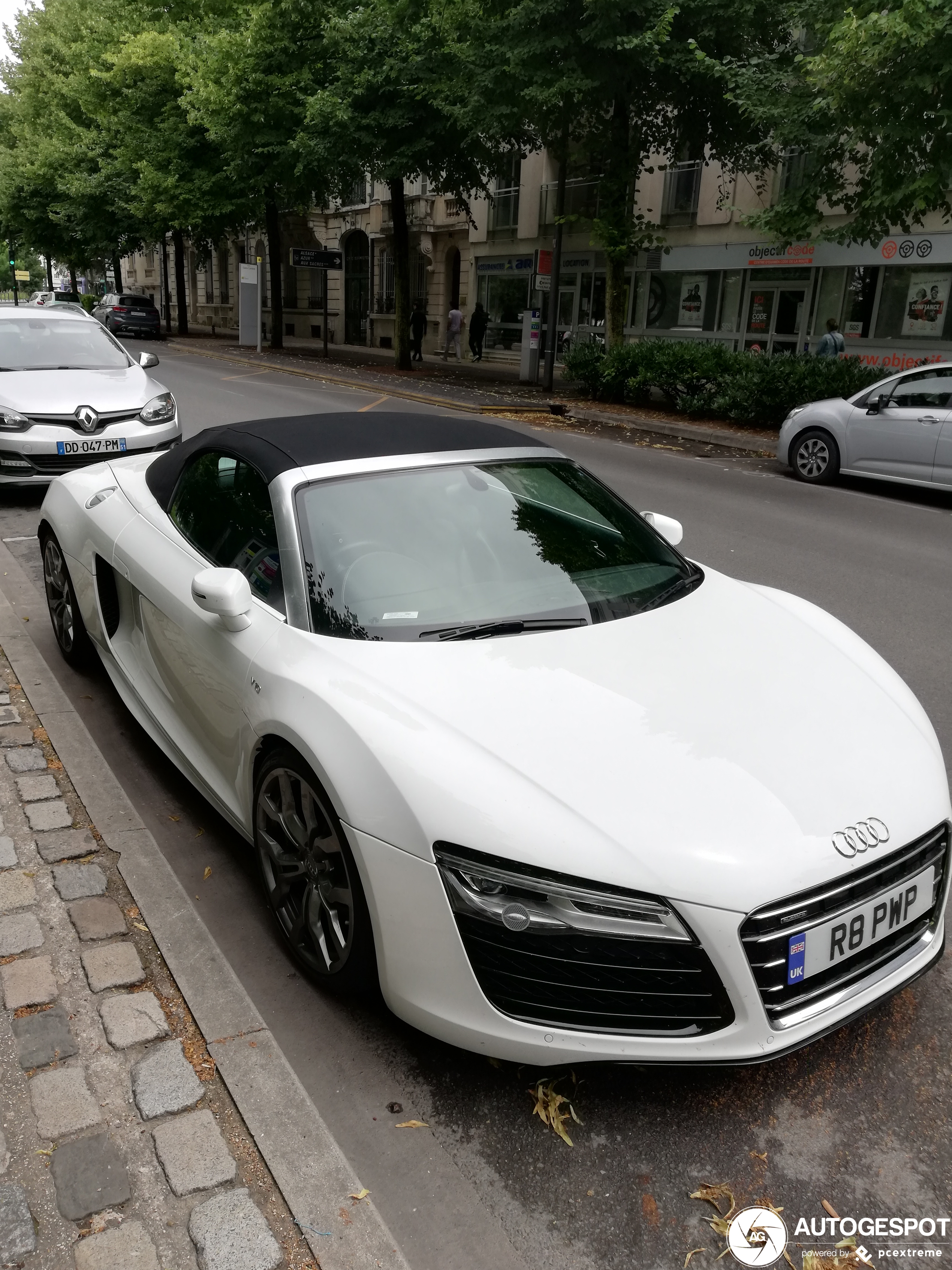 Audi R8 V10 Spyder 2013