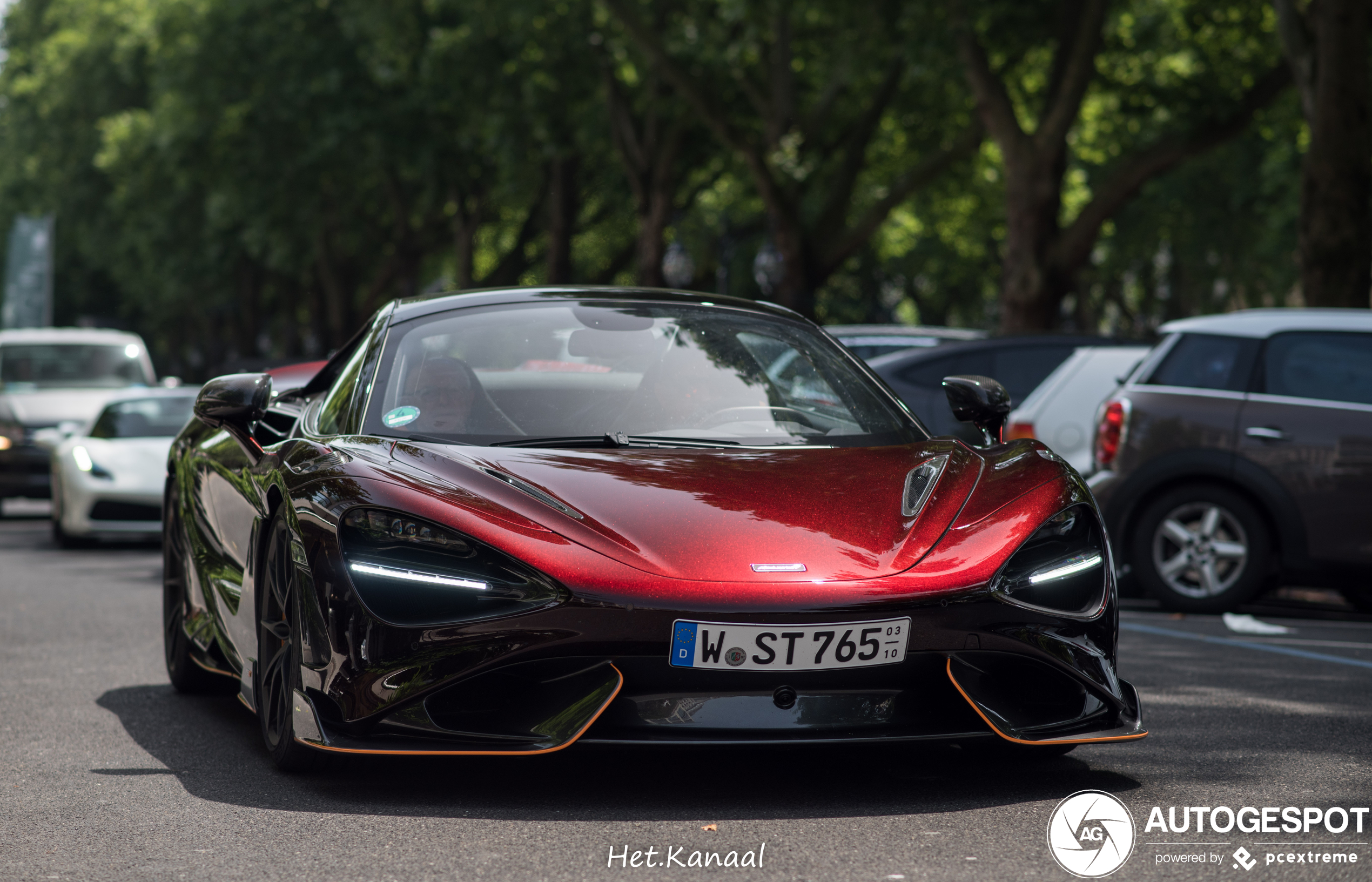 McLaren 765LT Spider