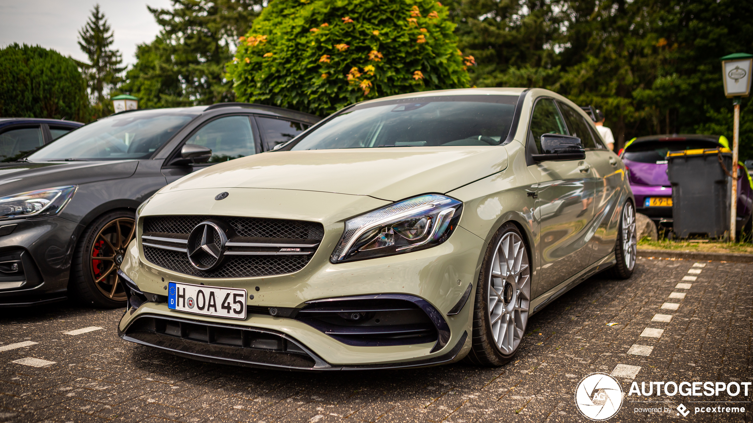 Mercedes-AMG A 45 W176 2015