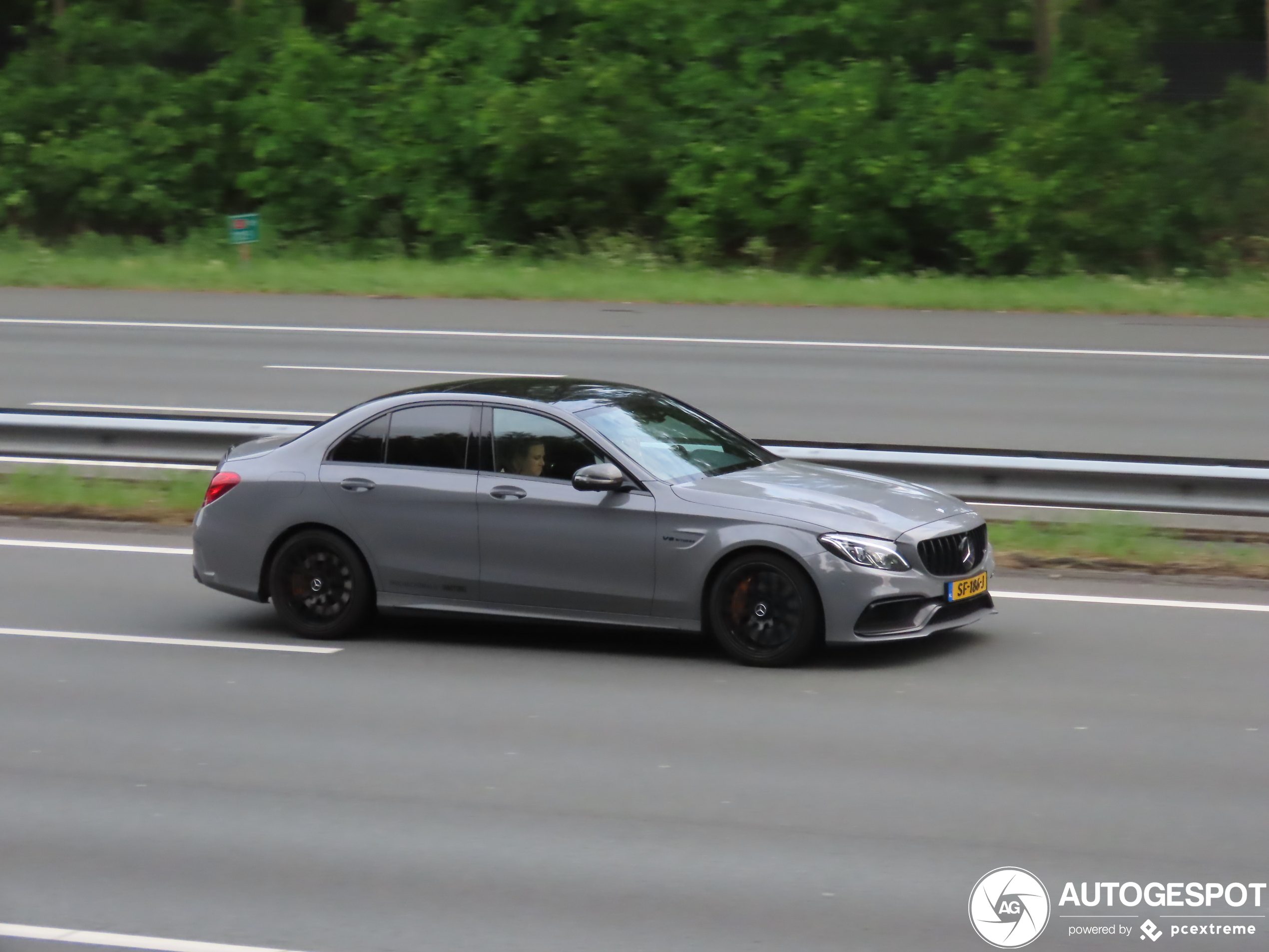 Mercedes-AMG C 63 S W205