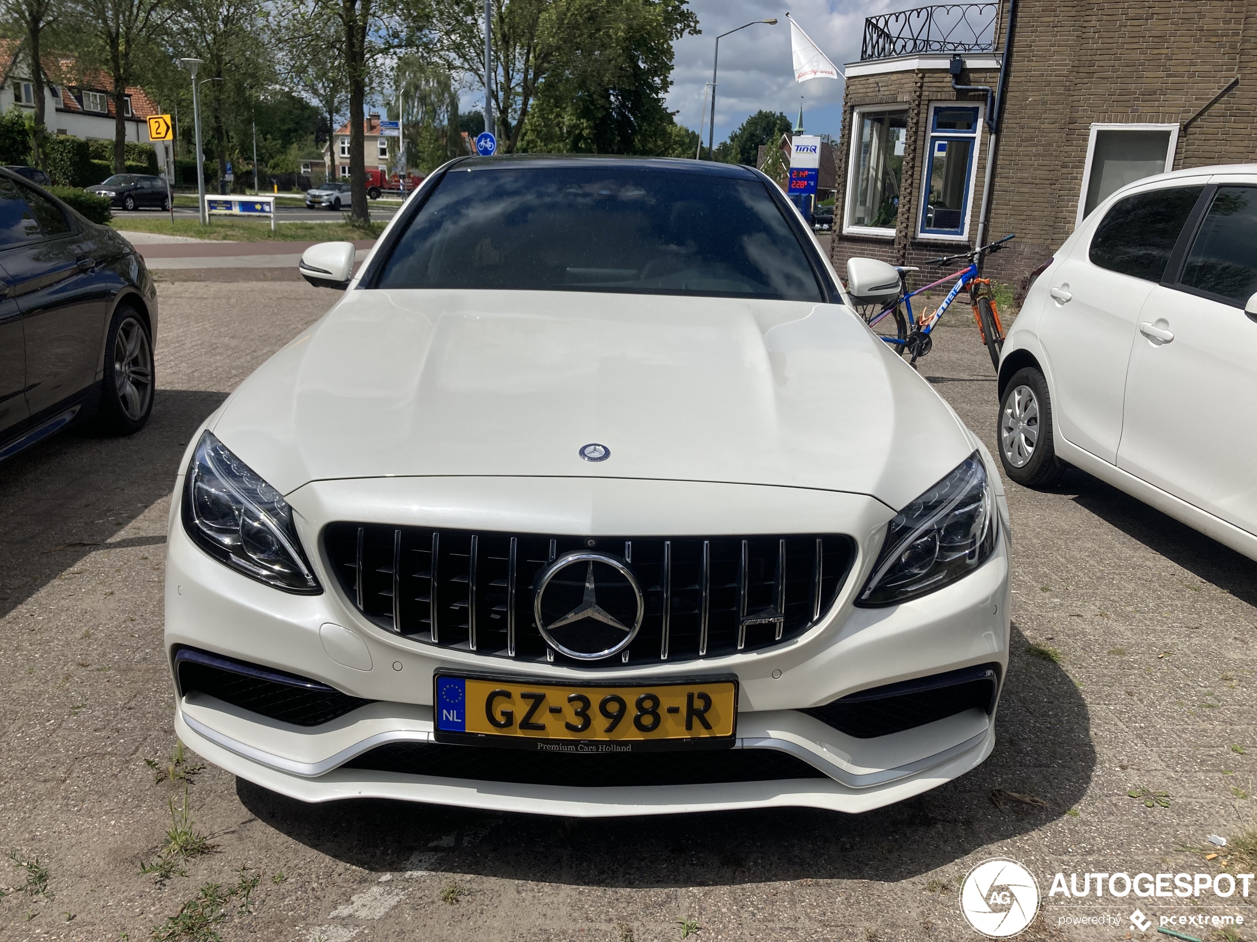 Mercedes-AMG C 63 W205