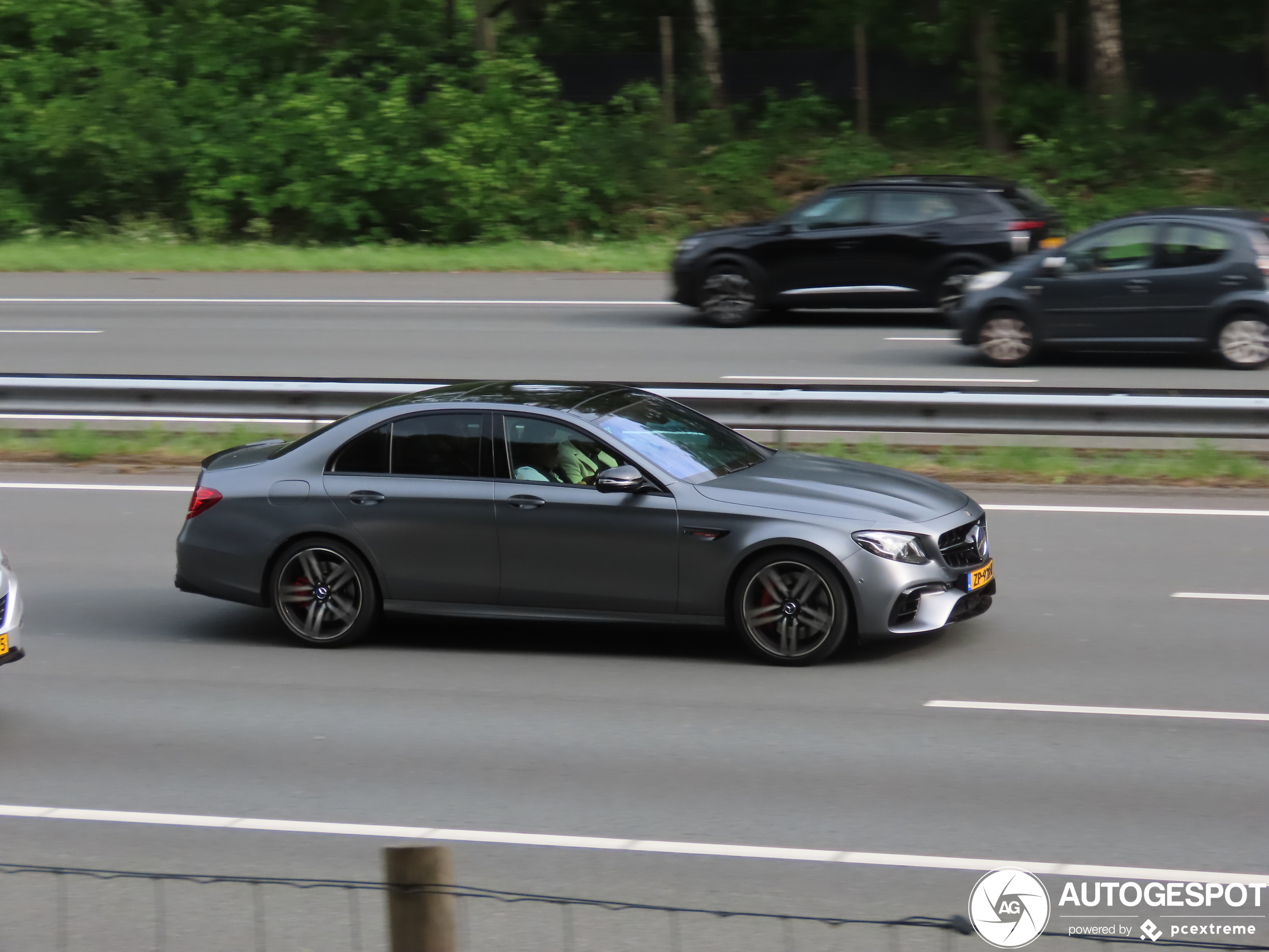 Mercedes-AMG E 63 S W213