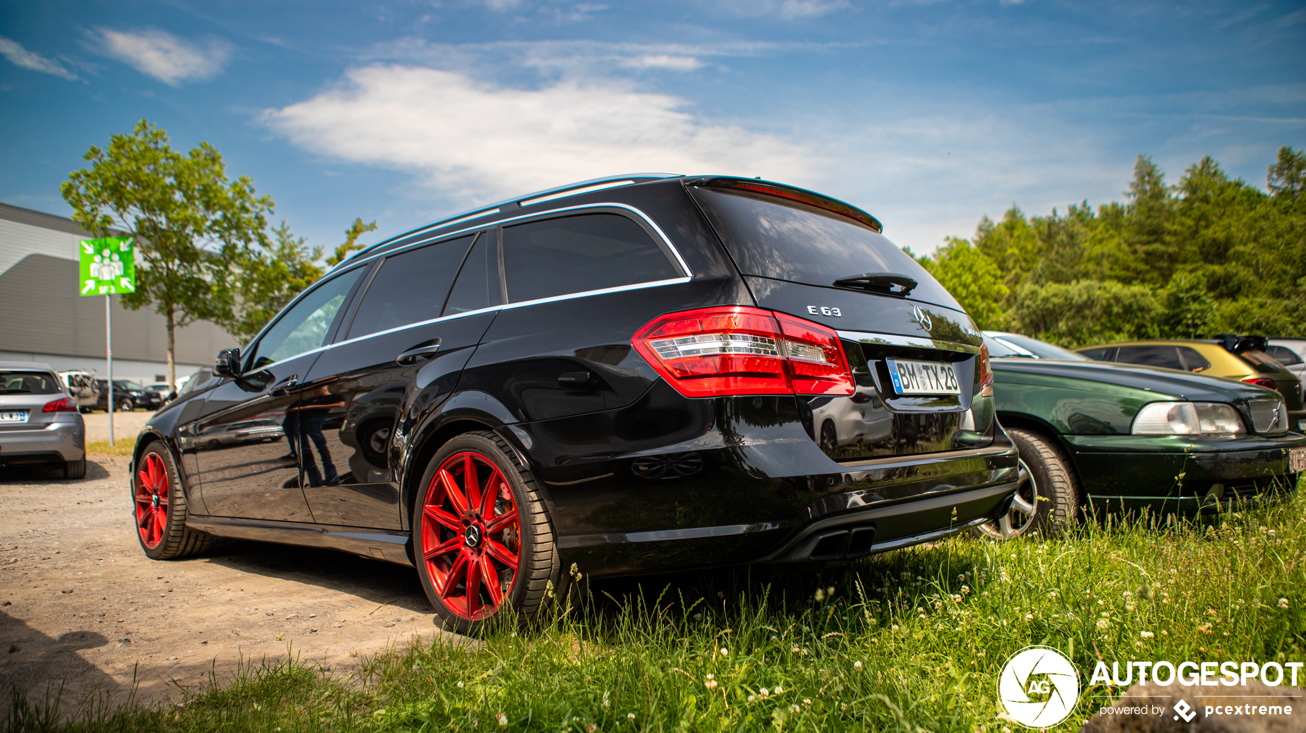 Mercedes-Benz E 63 AMG S212 V8 Biturbo