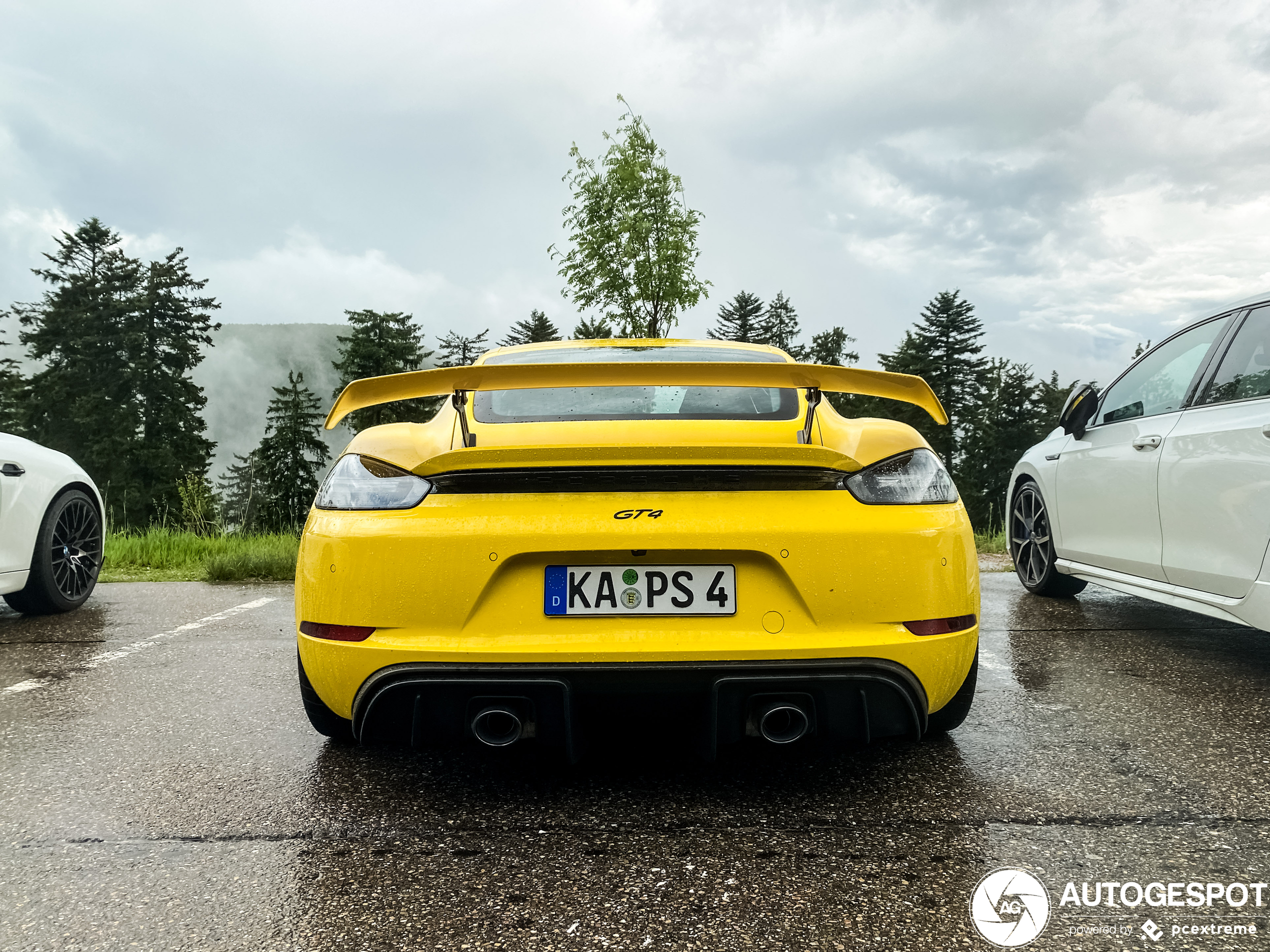 Porsche 718 Cayman GT4