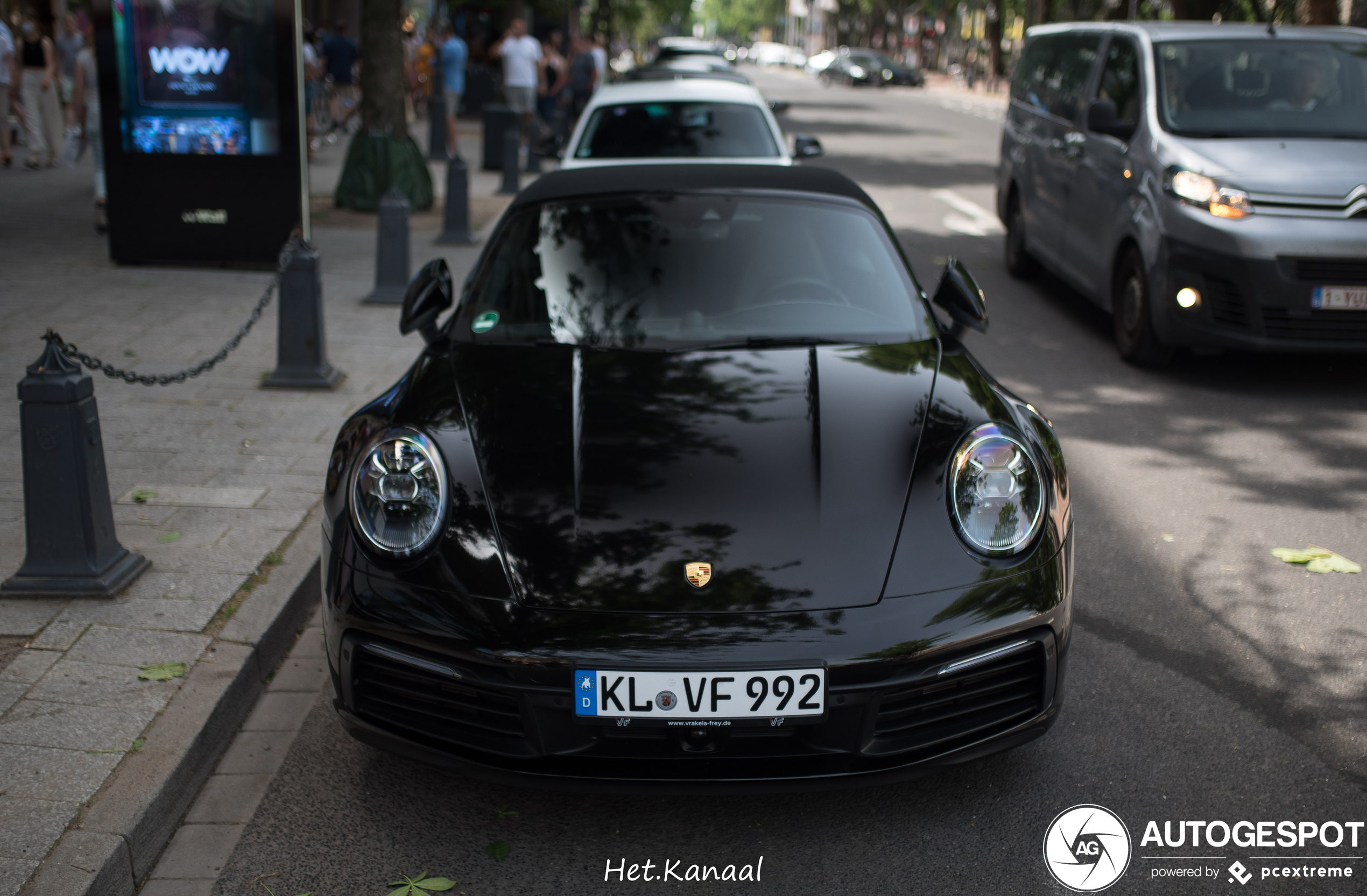 Porsche 992 Carrera 4S Cabriolet